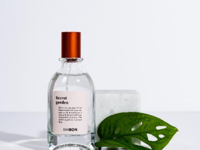 L'eau de toilette Secret Garden 100BON naturelle et rechargeable