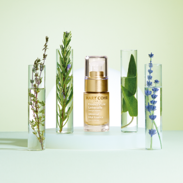 L'essence vitale : Le produit signature de la marque Mary Cohr