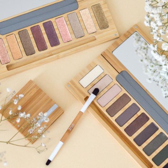 La gamme des produits de maquillage pour les yeux 